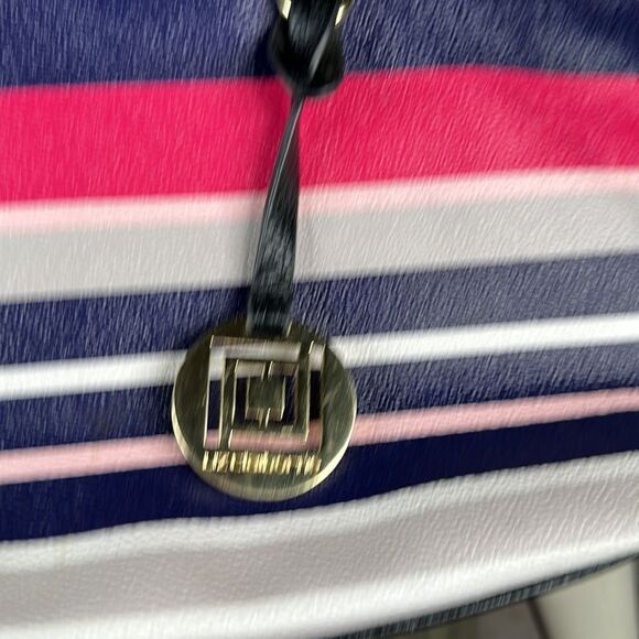 Liz Clairbone bag - Picture 3 of 8